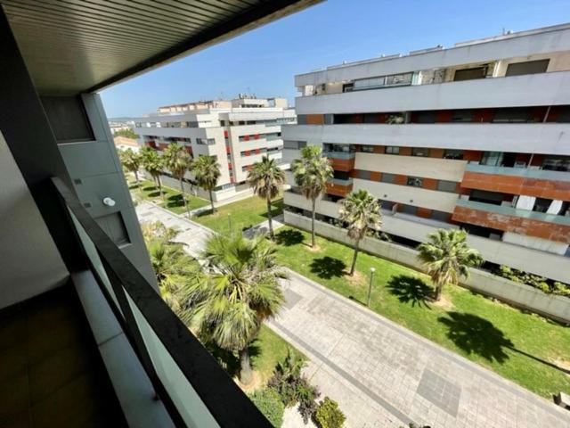Gatu Premium Racimo, Terraza, Piscina, Aire Ac, Wifi Y Parking " Preferente Mayores De 25 Anos Y Familias " El Puerto de Santa Maria Exterior foto