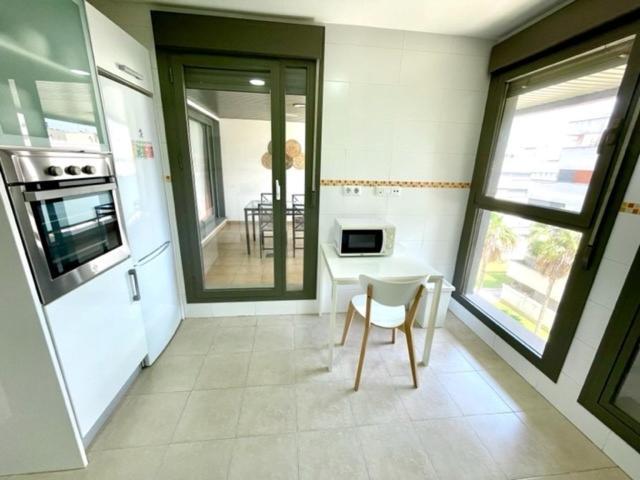 Gatu Premium Racimo, Terraza, Piscina, Aire Ac, Wifi Y Parking " Preferente Mayores De 25 Anos Y Familias " El Puerto de Santa Maria Exterior foto